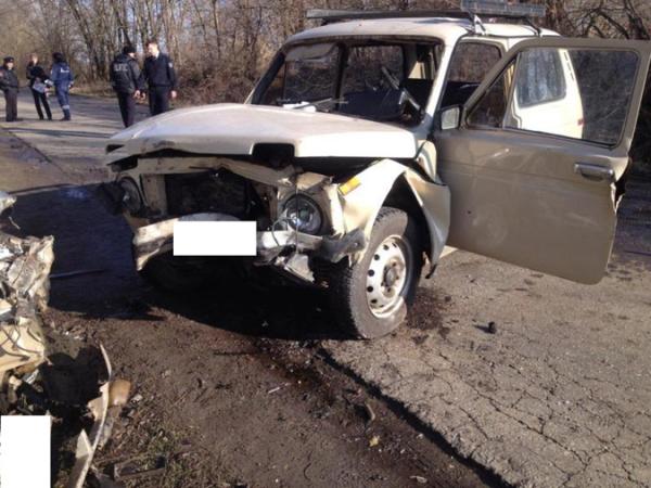 На Ставрополье, объезжая яму, водитель внедорожника попал в аварию